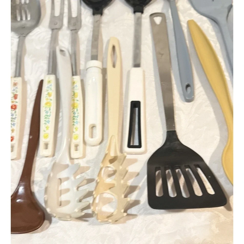 various Lit If 30 vintage Serving Utensils kitchen spoons, spatulas, servers